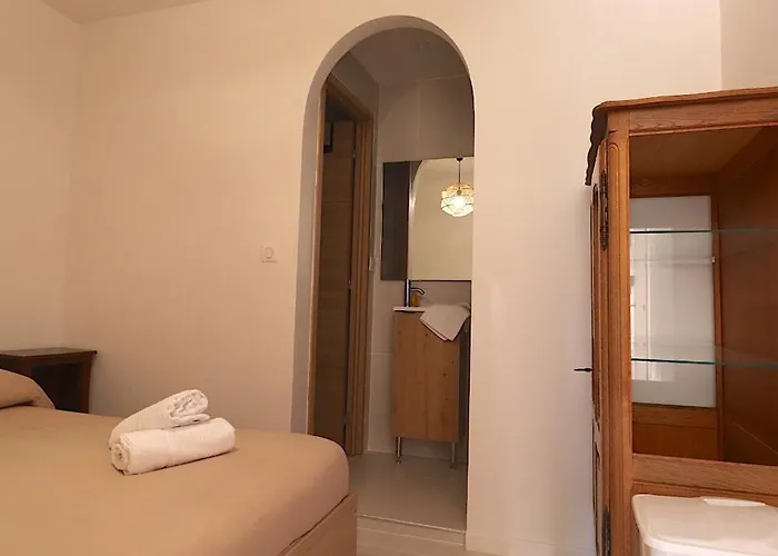 Le Finosello - T2 Cosy Sur Avec Clim, Wifi&parking - Proche Port&aéroport